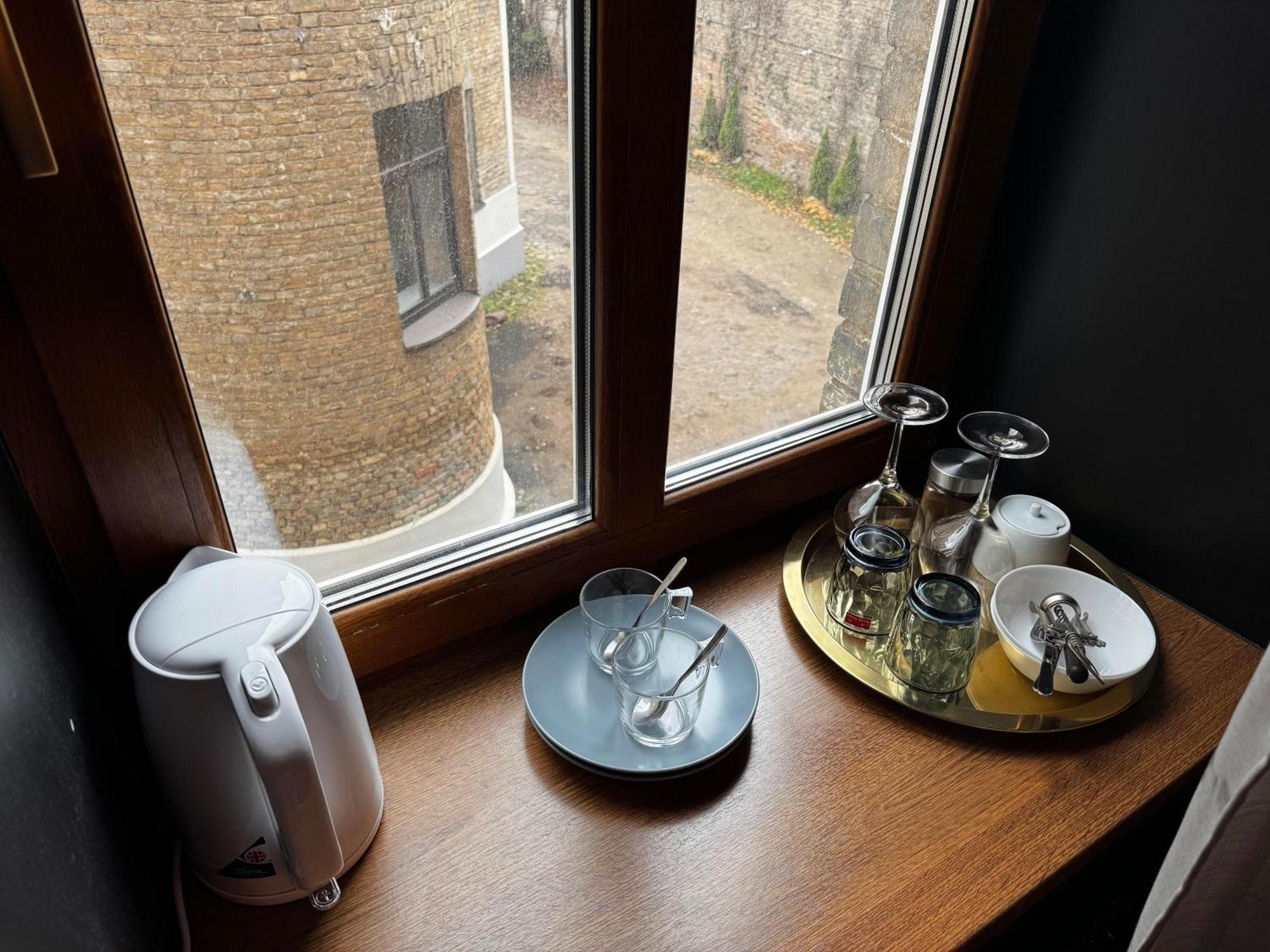 Aparthotel Рига Екстер'єр фото A tea tray in a hotel room